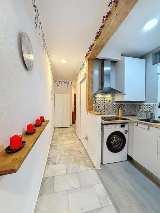 Urban Oasis Apartment เอสเตโปนา ภายนอก รูปภาพ