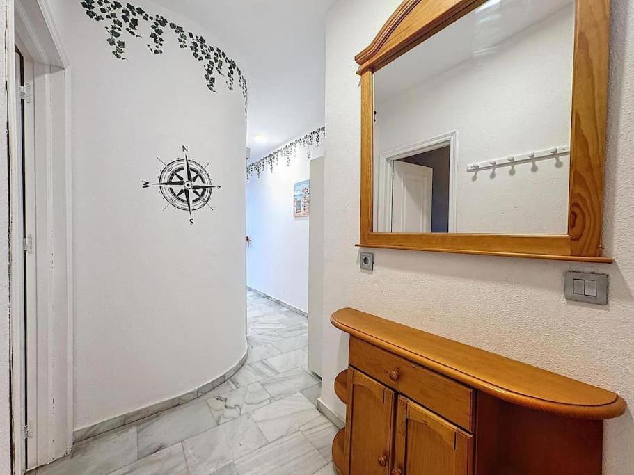 Urban Oasis Apartment เอสเตโปนา ภายนอก รูปภาพ